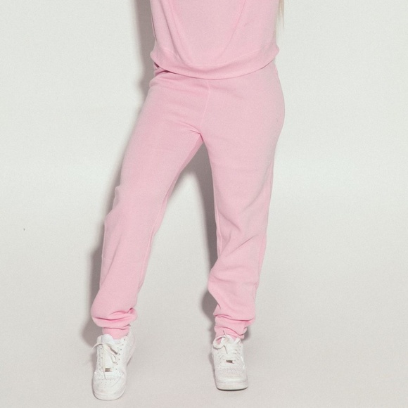 Saski Collection Light Pink Sweats - Picture 1 of 4